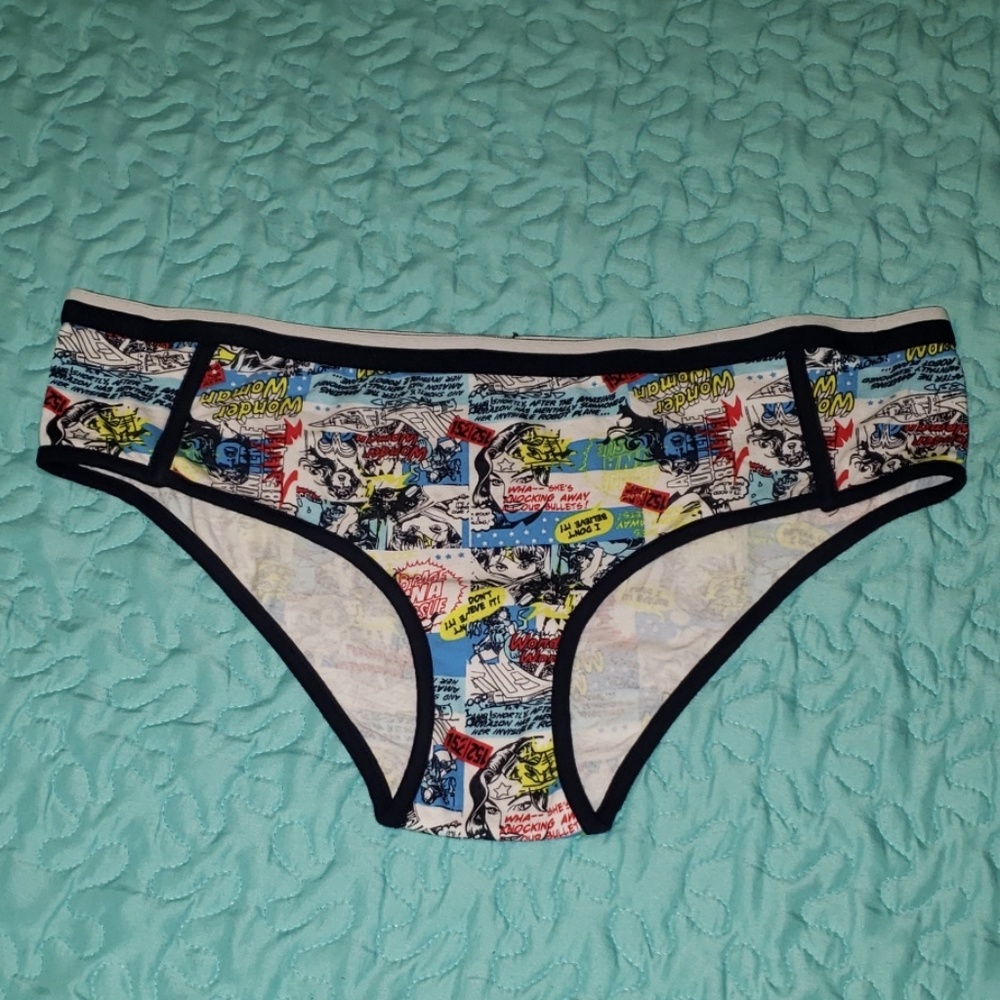 Wonder woman panties xl